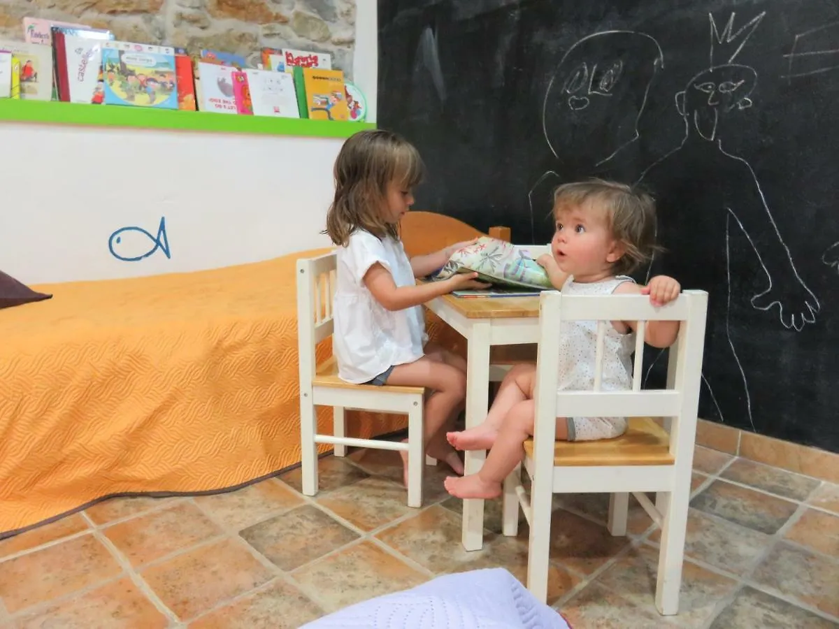 Country house Casa Rural Ideal Para Familias En La Costa Bravagirona Guest House Llers Spain